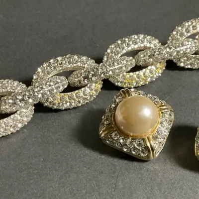 Hollywood Glam Statement Set - Chunky Pave Chain Bracelet & 1980s Style Faux Pearl Earrings