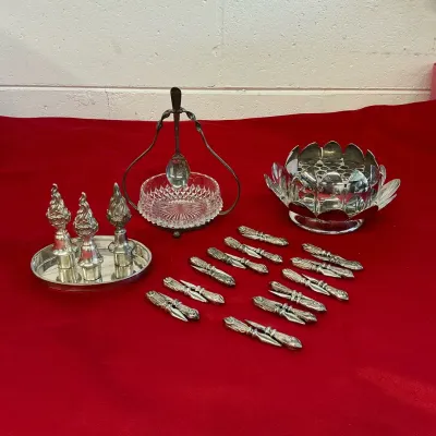 Entertaining Accoutrements 