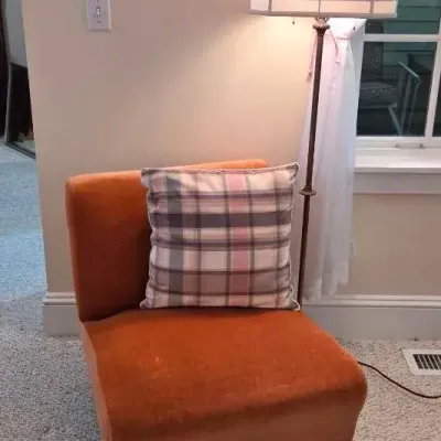 Slipper Chair, Floor Lamp & Decor