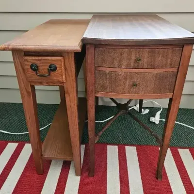 (2) Night Stands