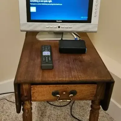 Night Stand & Wanlida TV