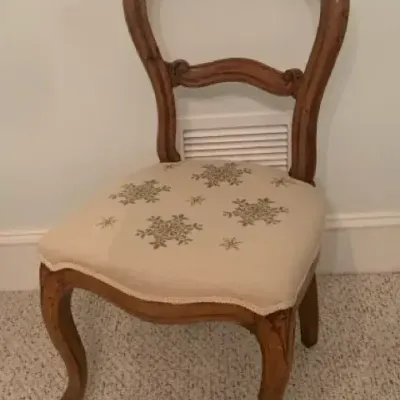 Victorian Style Upholstered Side Chair 