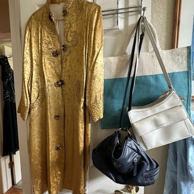 Sale Photo Thumbnail #74