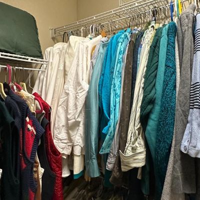 Sale Photo Thumbnail #336