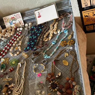Sale Photo Thumbnail #173