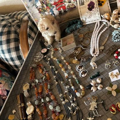 Sale Photo Thumbnail #175