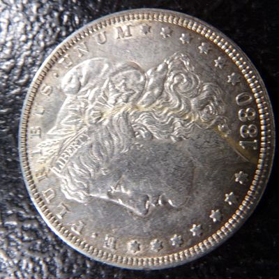 1880 MORGAN SILVER DOLLAR
