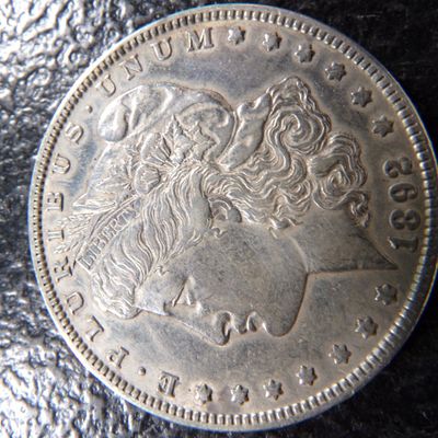 1892-O MORGAN SILVER DOLLAR