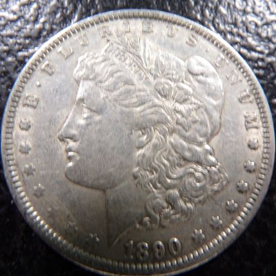 1890 MORGAN SILVER DOLLAR