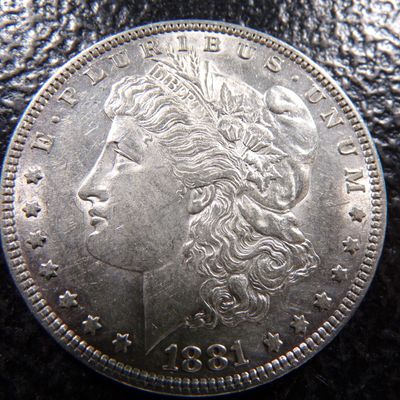 1881 MORGAN SILVER DOLLAR
