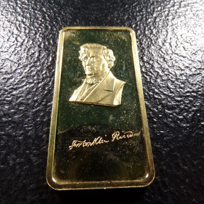1 OUNCE .999 FINE SILVER FRANKLIN PIERCE SILVER BAR GOLD COLORED
