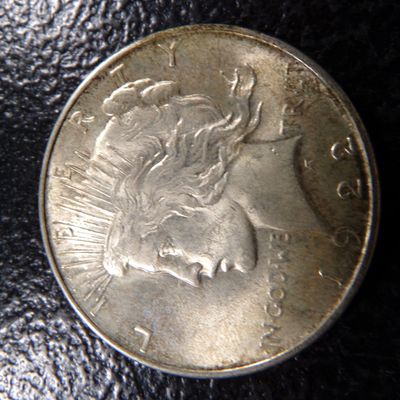 1922 PEACE SILVER DOLLAR