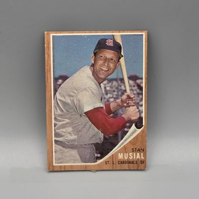 Sale Photo Thumbnail #123: 1962 Topps Stan Musial #50 HOF