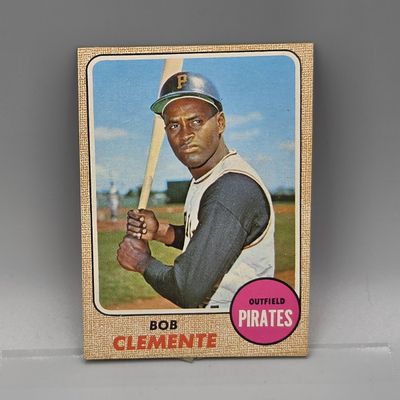 Sale Photo Thumbnail #108: 1968 Topps Roberto Clemente #150 HOF