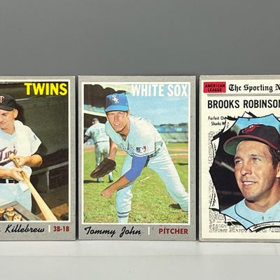 Sale Photo Thumbnail #30: 1970 Topps Harmon Killebrew #150, Tommy John #180, & Brooks Robinson All Star #455