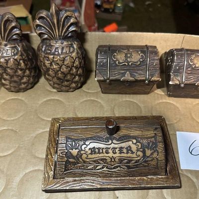 Treasure Craft USA Faux Wood Kitchen Accents