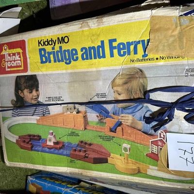 1974 Ideal Kiddy MO "Think & Learn" Bridge and