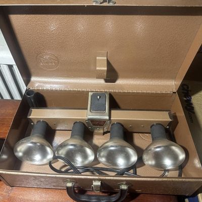 1950s Powell Mov-E-Lite 4-Light Photography Movie