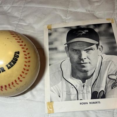 Signed Robin Roberts Souvenir Lot