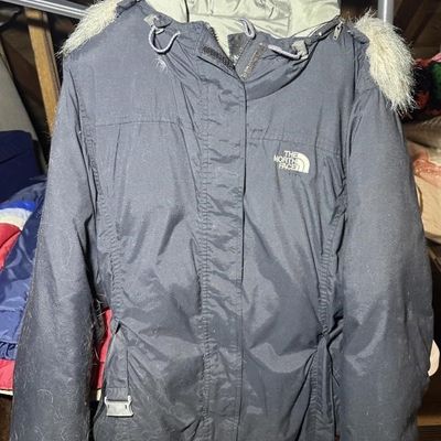 c2004 The North Face Faux Fur Trim Winter Parka