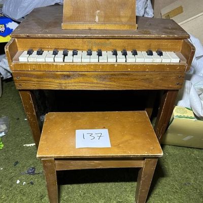 Schoenhut 30-Key Wooden Toy Upright Piano & Bench