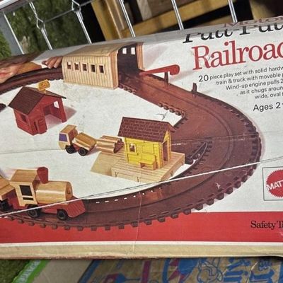 Mattel Preschool Motor Putt-Putt Railroad Playset