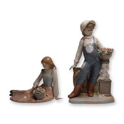 2pc Nadal Porcelain Figurine, Boy and Girl with Flower Baskets