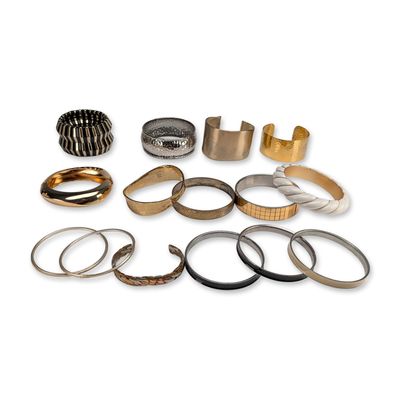 15pc Collection of Assorted Fashion Bracelets