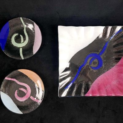Signed Sydenstricker Set of 3 Fused Art Glass Plates