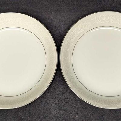 2 Retired International Juliet Coupe Soup Bowls C