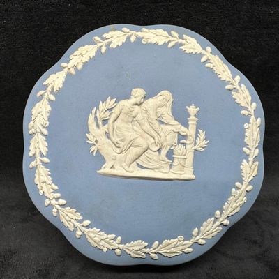 Wedgwood Blue Jasperware Trinket Jewelry Box with Lid
