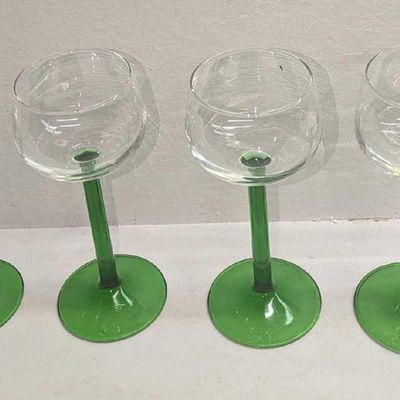 4 French Glass Emerald Green Stemmed Goblets
