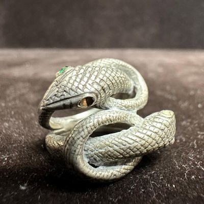 Twin Coiled Snake Green Rhinestone Silver Ring Size 5