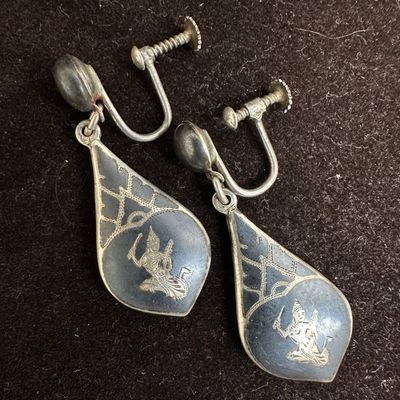 Siam Nielloware Siamese Goddess Silver Earrings V36