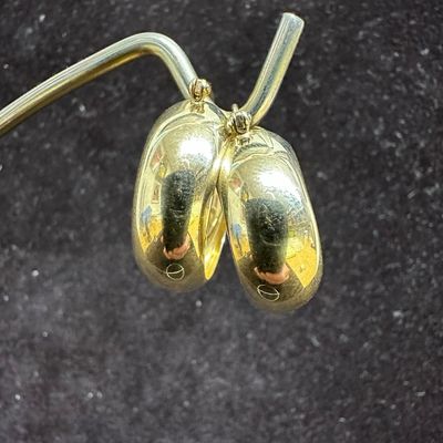 14K Gold Teardrop Chunky Hoop Earrings M85