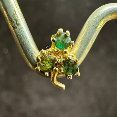 14K Yellow Gold Clover Green Stone Earrings