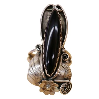 Sale Photo Thumbnail #99: Lawrence Baca Southwestern Sterling Onyx Leaf Ring