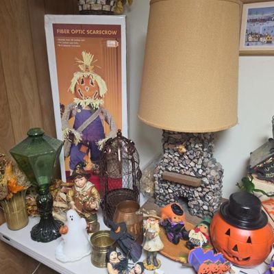 Sale Photo Thumbnail #172