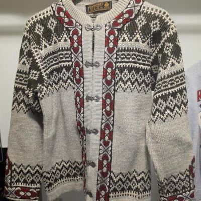Sale Photo Thumbnail #110