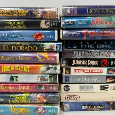 VHS Lot (20): Disney Black Diamond Classics + Jurassic Park, Grease, MIB II - UPDATED! Please Read