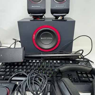 Gaming Setup Lot: Razer BlackWidow Ultimate Keyboard, Altec Lansing 2.1 Audio