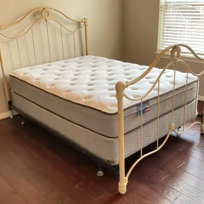 Victorian Style Metal Bed Frame With Mattress And Boxspring, Full Size