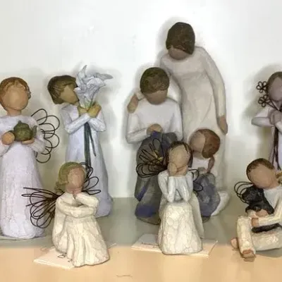 Willow Tree Figurines: 7pcs
