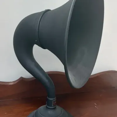 Vintage 1920s Atwater Gooseneck Horn Radio Loud Speaker Heavy Cast Metal