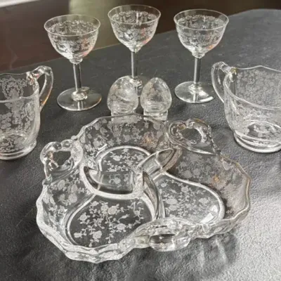 Vintage Etched Glassware Hosting Lot - 7 Pieces