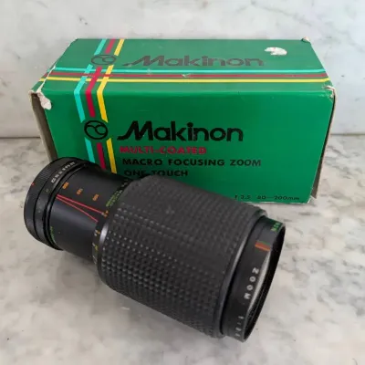 Vintage Makinon Multi-Coated Macro Focusing Zoom 80-200mm f/3.5 Camera Lens