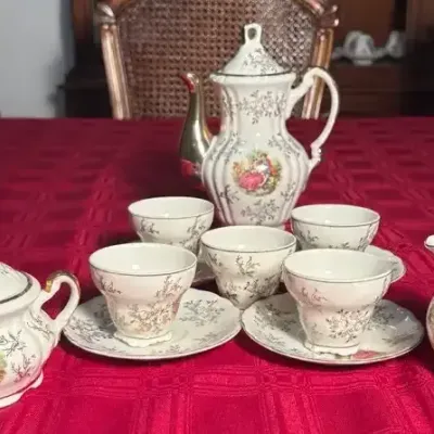 (12) Piece Vintage Royal Vienna Style Tea Set