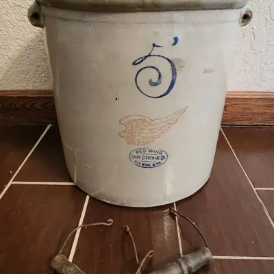 Red Wing 5 Gallon Crock