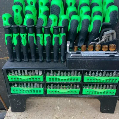 Wall Mount Screwdriver Set
