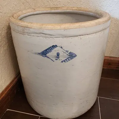 Pittsburgh Pottery #8 Crock